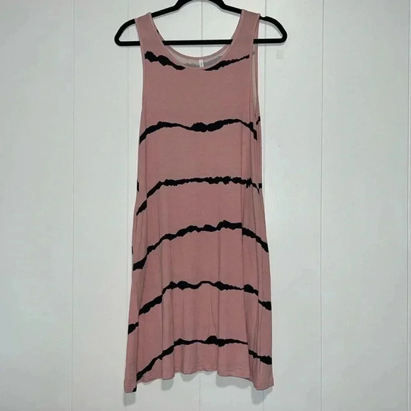 Bishuige Women’s Knee Length Dress - Picture 1 of 5
